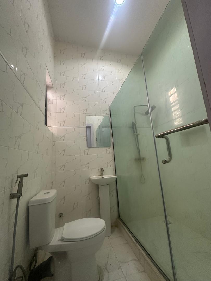 4 BEDROOM SEMI DETACHED DUPLEX PLUS BQ