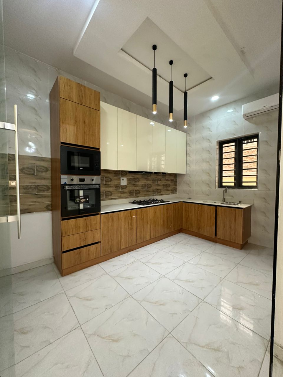 2 BEDROOM SMART APARTMENT 