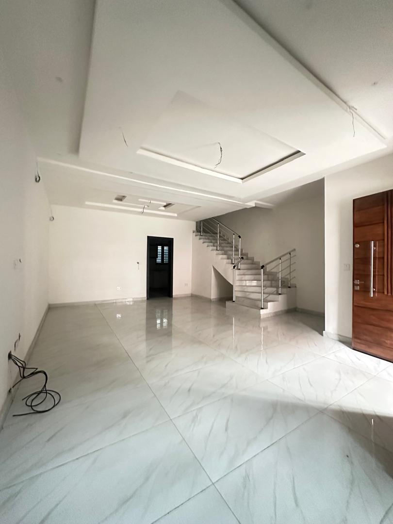 4 BEDROOM TERRACE DUPLEX PLUS BQ 
