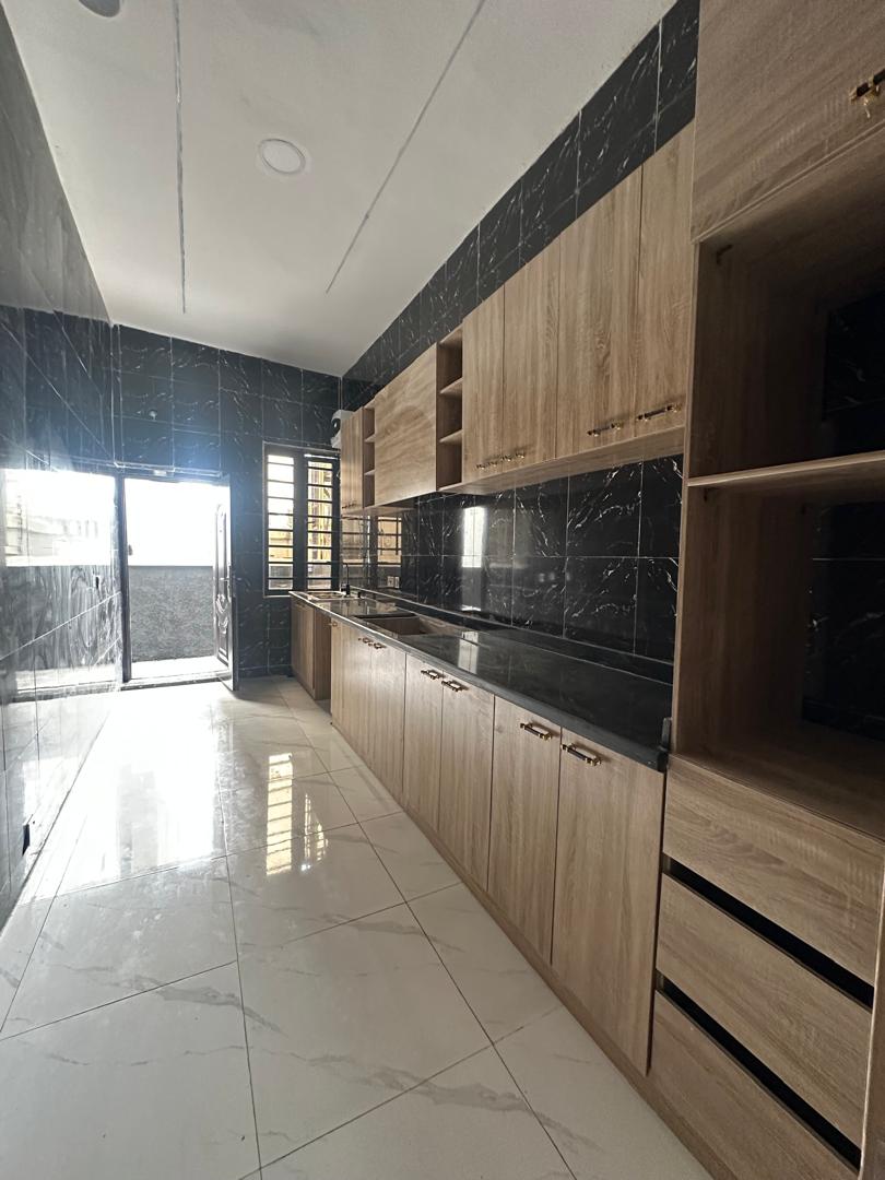 4 Bedroom Detached Duplex 