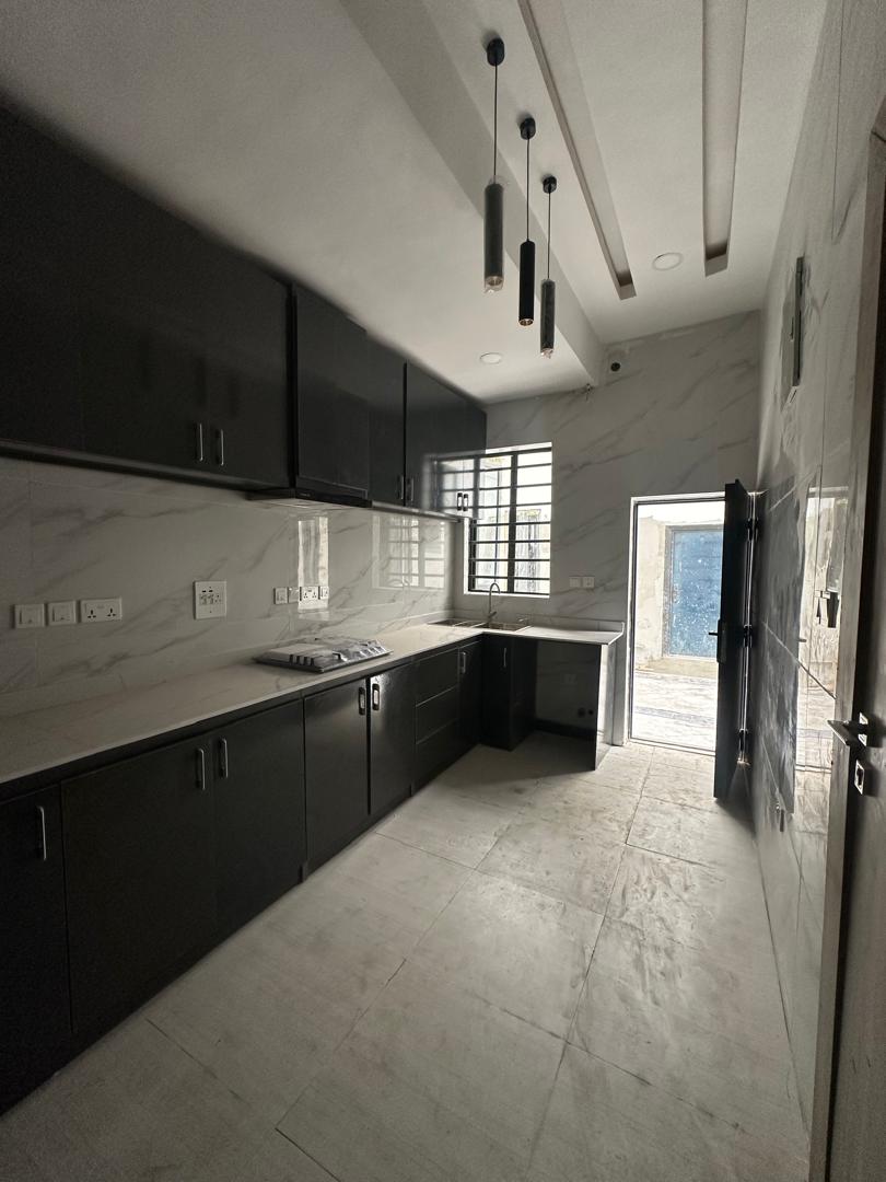 4 Bedroom Terrace Duplex 