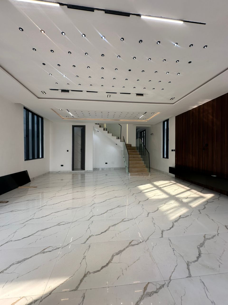 Ultra Modern 5 Bedroom Detached Duplex 